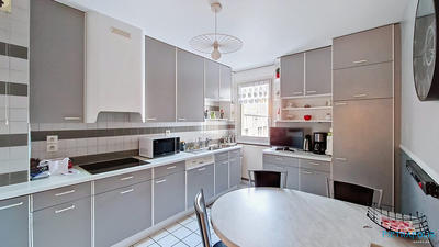 Appartement - 127 m² - 5 pièces