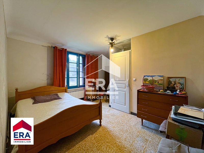 Maison - 272 m² - 12 pièces