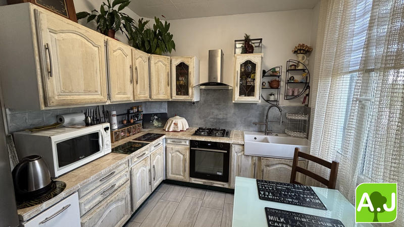 Maison - 77 m² - 4 pièces