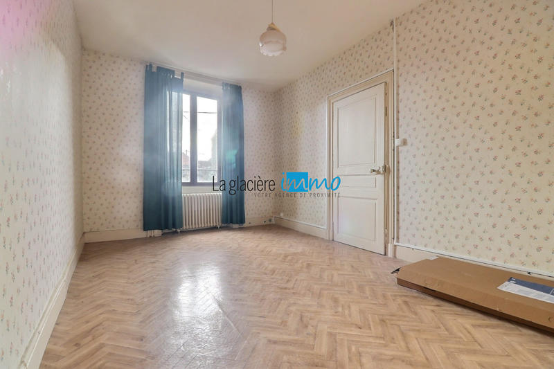 Maison ancienne - 93 m² - 6 pièces