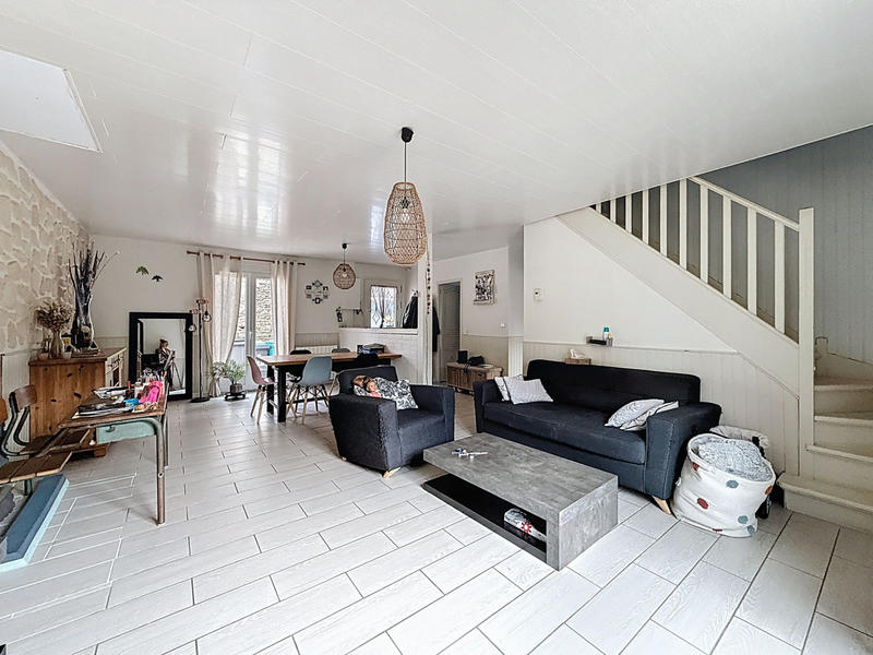 Maison - 100 m² - 6 pièces