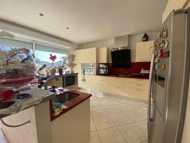 Maison - 456 m² - 9 pièces