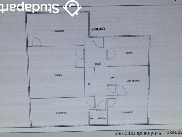 Chambre - 9 m² - 1 pièce