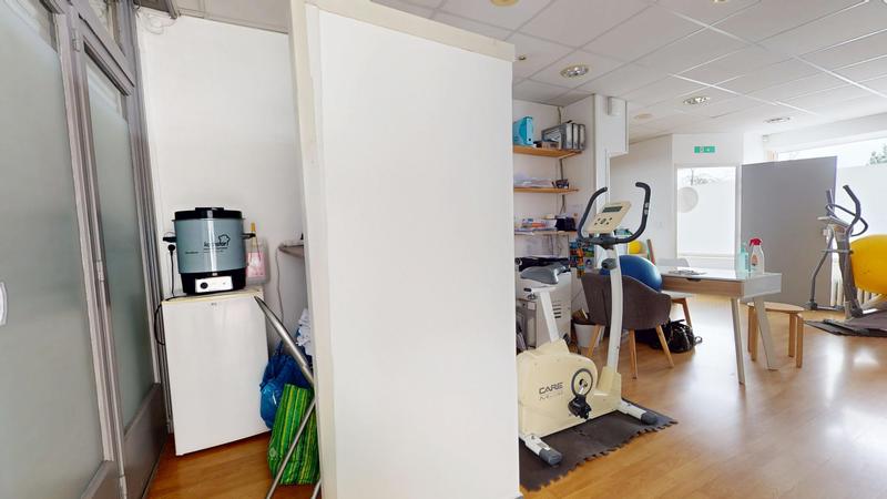 Local commercial - 57 m² - 4 pièces