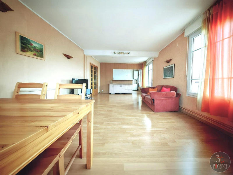 Appartement - 81 m² - 4 pièces