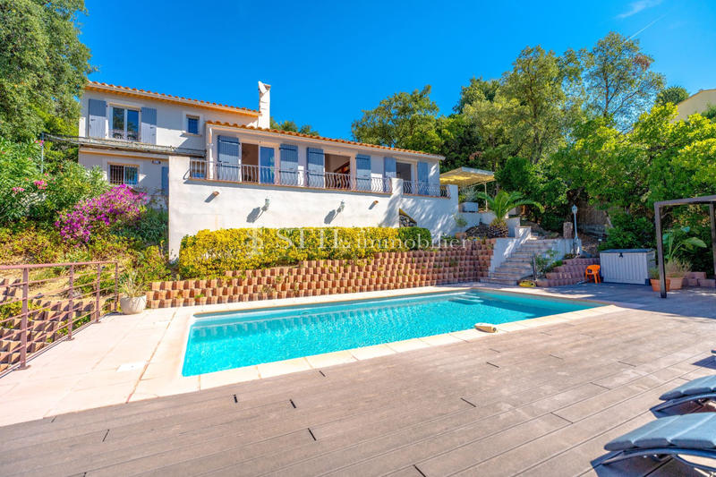 Maison - 124 m² - 4 pièces