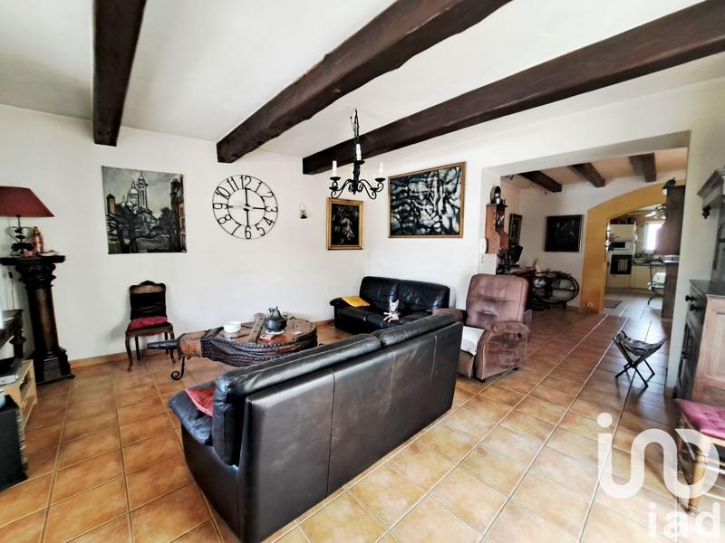 Maison - 220 m² - 7 pièces
