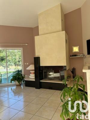 Maison - 182 m² - 5 pièces