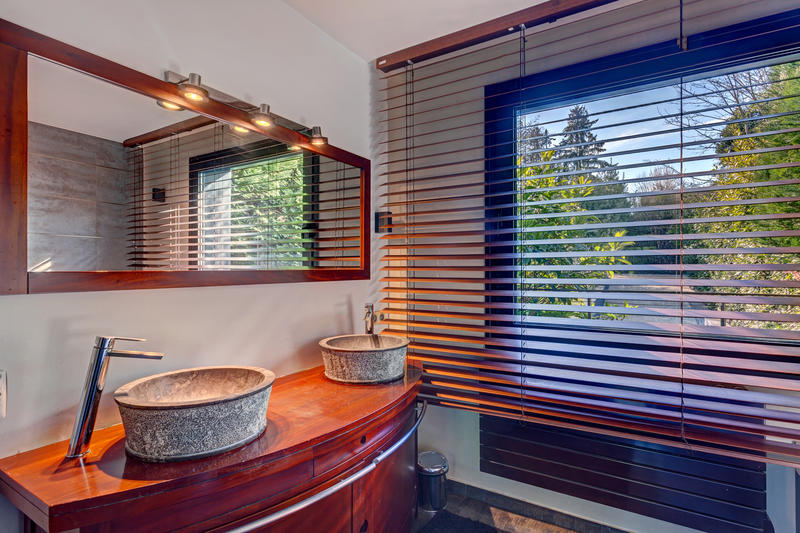 Maison - 258 m² - 7 pièces