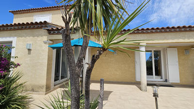 Villa - 140 m² - 4 pièces