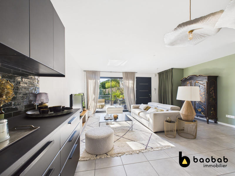 Maison - 122 m² - 5 pièces