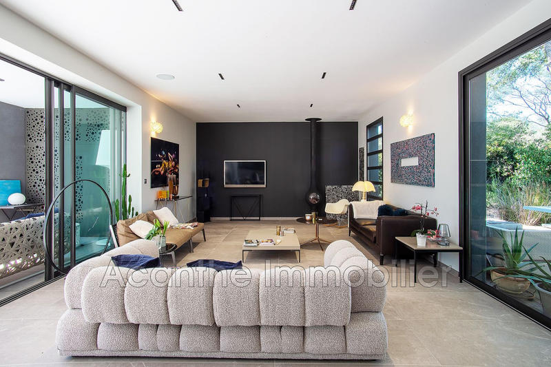 Villa - 400 m² - 7 pièces