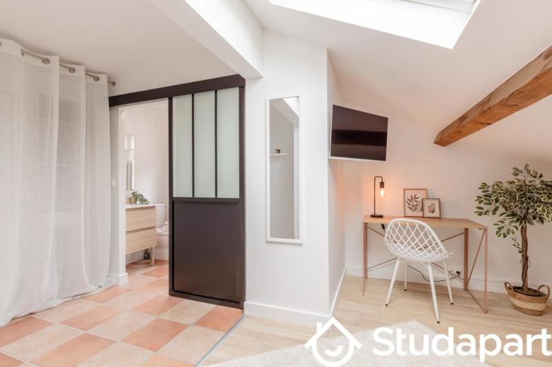 Chambre - 16 m² - 1 pièce