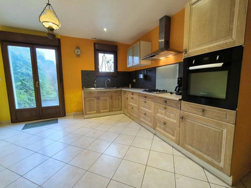 Pavillon - 98 m² - 5 pièces