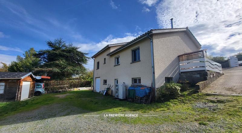 Maison traditionnelle - 105 m² - 4 pièces