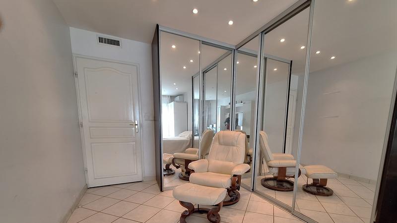 Appartement - 112 m² - 4 pièces