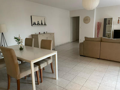 Appartement - 101 m² - 4 pièces