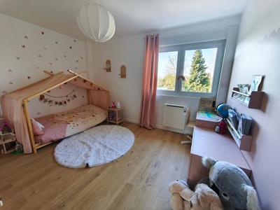 Maison - 137 m² - 5 pièces