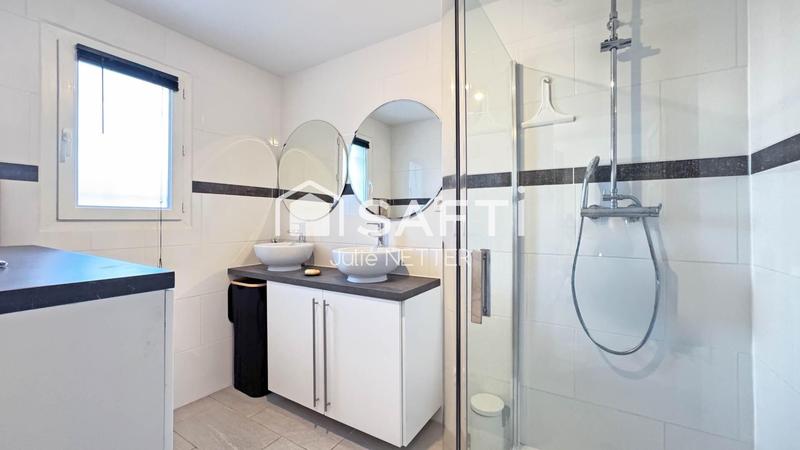 Maison - 162 m² - 5 pièces