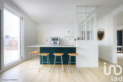 Maison de ville - 220 m² - 9 pièces