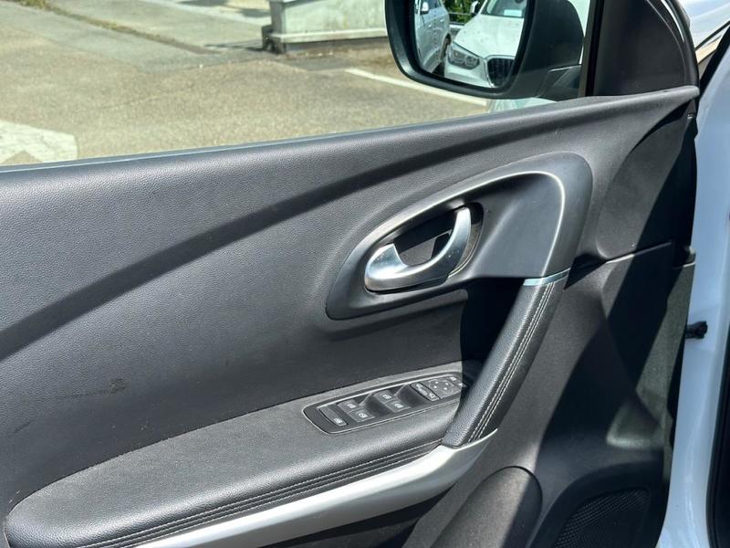 Renault Kadjar (2) 1.3 Tce 140 Fap Intens Edc