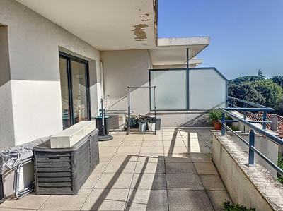 Appartement - 70 m² - 3 pièces