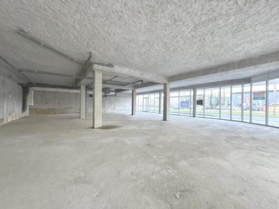 Local commercial - 327 m²