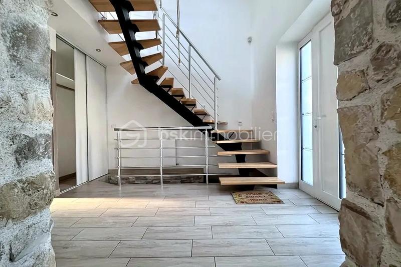 Maison en pierre - 106 m² - 5 pièces