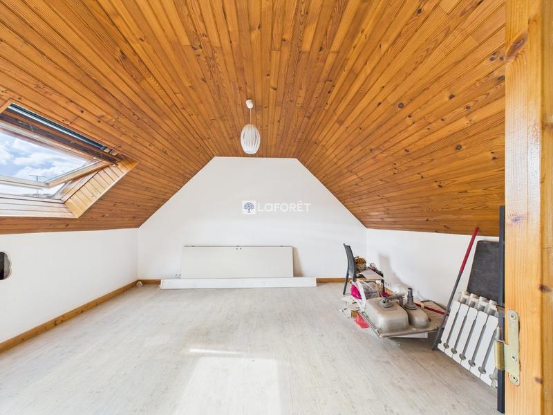 Maison - 187 m² - 6 pièces