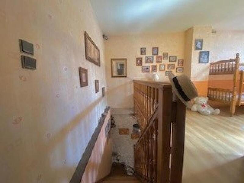 Maison - 162 m² - 8 pièces