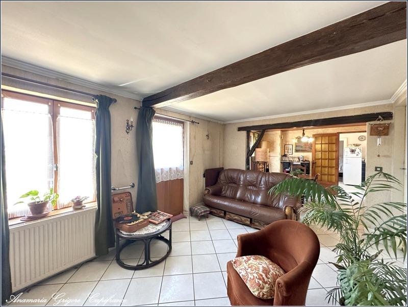 Maison - 92 m² - 5 pièces