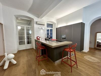 Appartement - 138 m² - 5 pièces