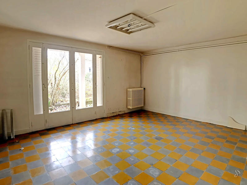 Maison - 283 m² - 10 pièces