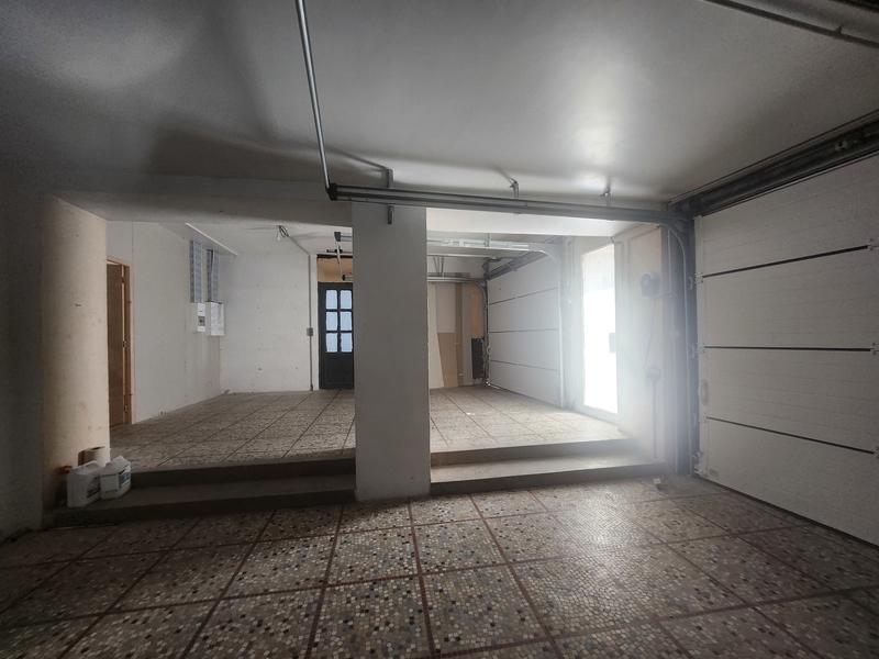 Maison - 320 m² - 10 pièces