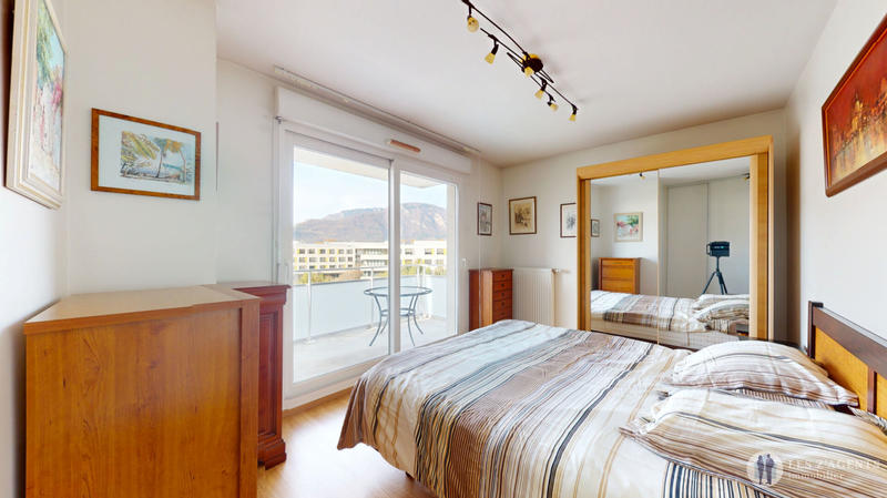 Appartement - 123 m² - 5 pièces