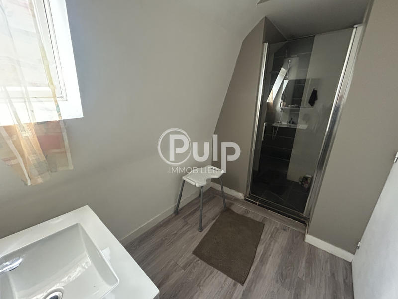 Maison - 99 m² - 4 pièces