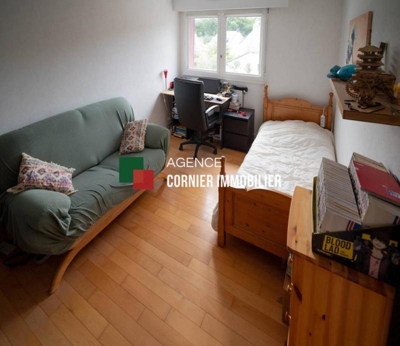 Appartement - 102 m² - 5 pièces