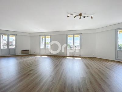 Appartement - 146 m² - 5 pièces