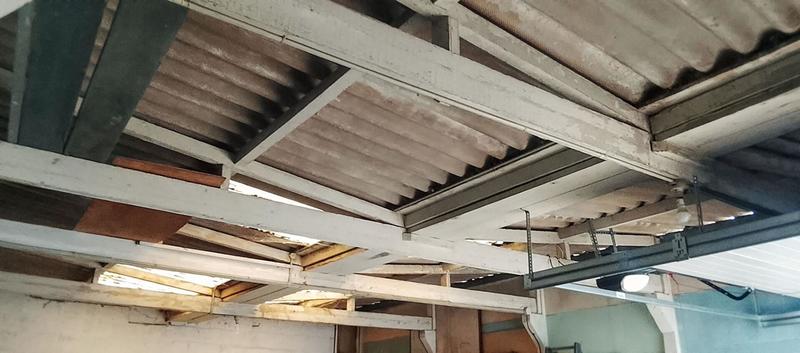 Parking / Garage - 55 m²