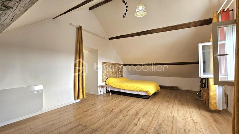 Maison de village - 198 m² - 8 pièces