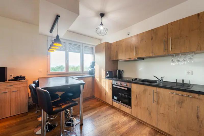 Appartement - 82 m² - 4 pièces