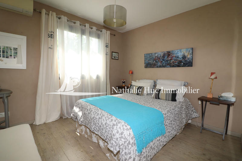 Maison - 198 m² - 6 pièces