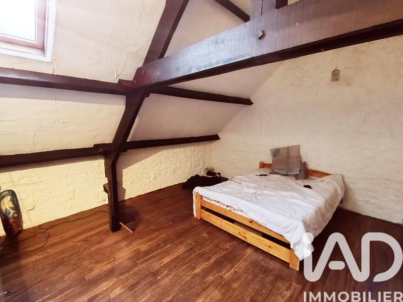 Maison - 332 m² - 9 pièces