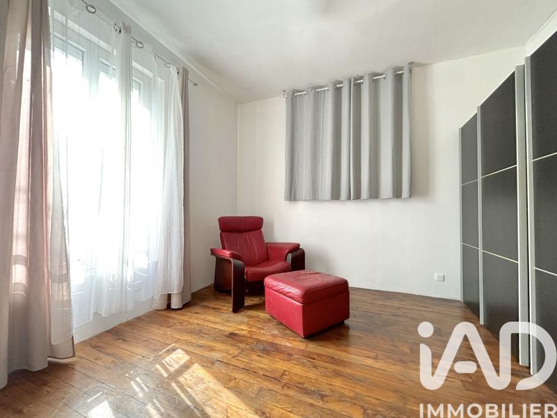 Maison - 99 m² - 5 pièces