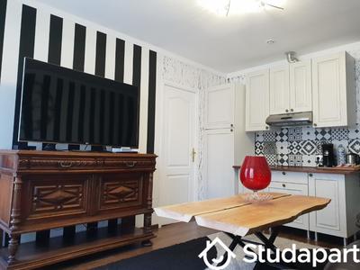 Appartement - 60 m² - 5 pièces