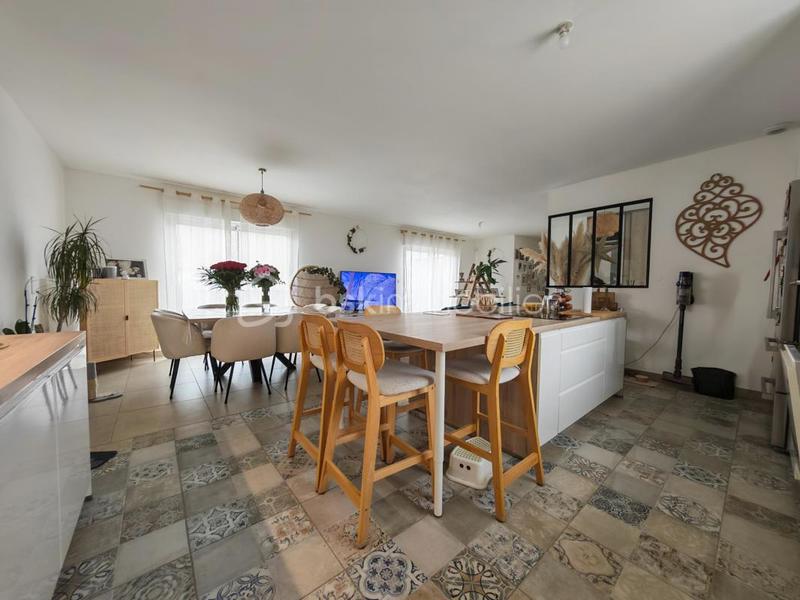 Maison - 120 m² - 5 pièces