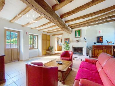 Maison - 170 m² - 9 pièces