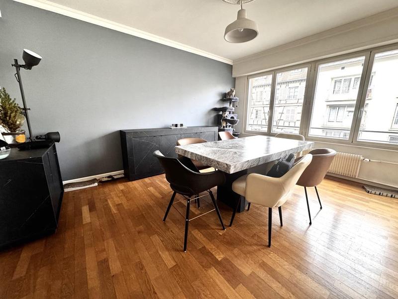 Appartement - 81 m² - 4 pièces