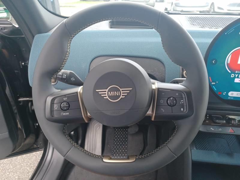 Mini Countryman 170 ch Dkg7 c Favoured