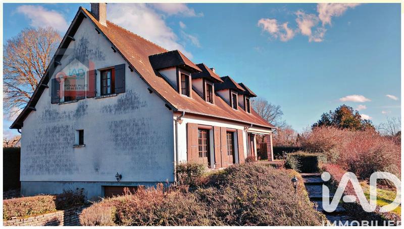 Maison - 198 m² - 8 pièces